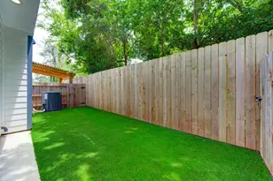 911 W 35th St, Houston, TX 77018 - Photo 19