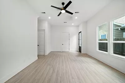 7131 Eastwood Street #A, Houston, TX 77021 - Photo 5
