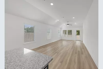 10398 Antonio Avenue, Montgomery, TX 77316 - Photo 17