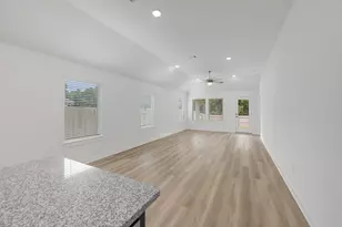 10398 Antonio Ave, Montgomery, TX 77316 - Photo 17