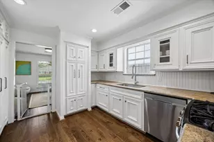 1907 Briarpark Dr, Houston, TX 77042 - Photo 15