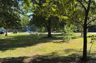 330 Lake St, Bridge City, TX 77611 - Photo 1