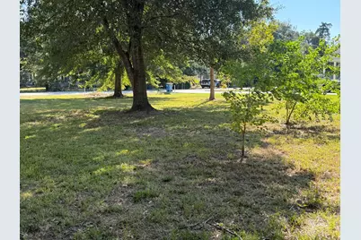 330 Lake Street, Bridge City, TX 77611 - Photo 3