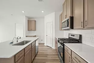 15726 Gdn Rdg Dr, Montgomery, TX 77316 - Photo 5