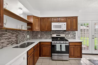 9206 Kirkleigh Street, Spring, TX 77379 - Photo 15