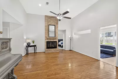 9206 Kirkleigh Street, Spring, TX 77379 - Photo 5