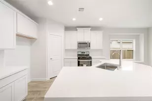 770 Dewberry Rd, La Marque, TX 77568 - Photo 5