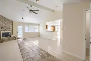 13435 Chipman Glen Dr, Houston, TX 77082 - Photo 5