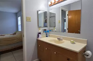 7210 Leader St, Houston, TX 77074 - Photo 33