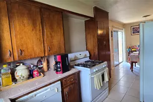 7210 Leader St, Houston, TX 77074 - Photo 9