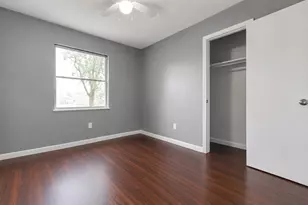 839 S Pine St, Rosharon, TX 77583 - Photo 13