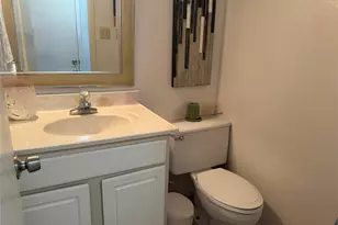 2110 Wilcrest Dr, Houston, TX 77042 - Photo 15