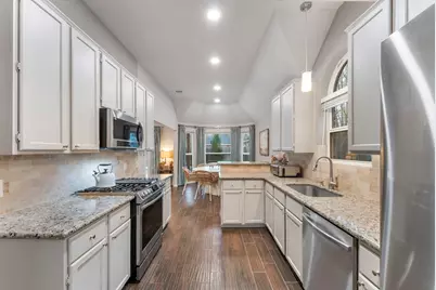 25003 Burgh Castle Drive, Spring, TX 77389 - Photo 9