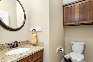 320 Idlewood Ct, Brookeland, TX 75931 - Photo 15