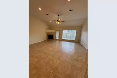 10735 Norchester Village, Houston, TX 77070 - Photo 11