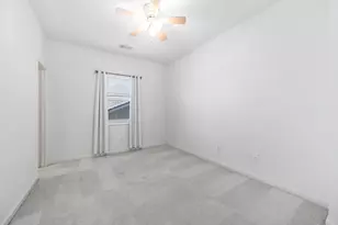 5723 Petty St, Houston, TX 77007 - Photo 25