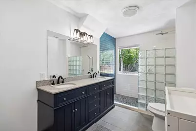 9805 Shadow Wood Drive, Houston, TX 77080 - Photo 9