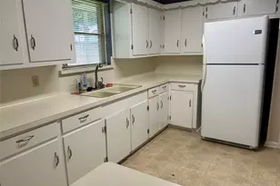 503 Garden Way Ln, Pasadena, TX 77503 - Photo 11