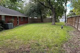 503 Garden Way Ln, Pasadena, TX 77503 - Photo 29