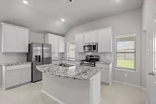 2011 Oak Leaf Ct, Manvel, TX 77578 - Photo 15