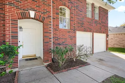 17103 Canterbury Green Court, Sugar Land, TX 77498 - Photo 7
