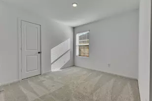6227 Pelly Pl, Baytown, TX 77521 - Photo 17