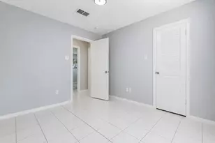 14119 Clear Forest Dr, Sugar Land, TX 77498 - Photo 15
