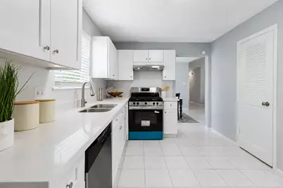14119 Clear Forest Drive, Sugar Land, TX 77498 - Photo 9