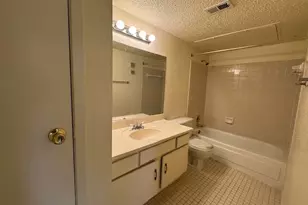 8315 Jorine Dr, Houston, TX 77036 - Photo 11
