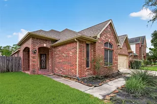 24222 Lake Path Cir, Katy, TX 77493 - Photo 3