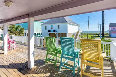 2300 Martinique, Port Bolivar, TX 77650 - Photo 5