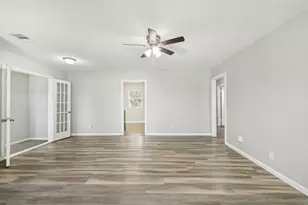 1109 San Felipe St, Angleton, TX 77515 - Photo 11