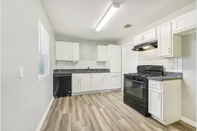 1109 San Felipe Street, Angleton, TX 77515 - Photo 15