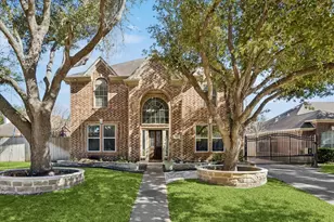 115 S Esplanade Way, Stafford, TX 77477 - Photo 1
