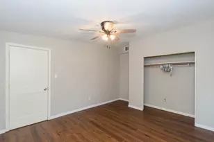 911 N 14th Ave N, Texas City, TX 77590 - Photo 11