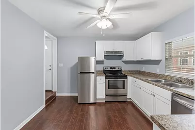 709 1/2 Gale Street #APT, Houston, TX 77009 - Photo 5