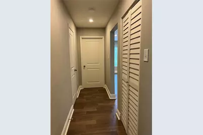 8003 Woodway Drive #84, Houston, TX 77063 - Photo 11