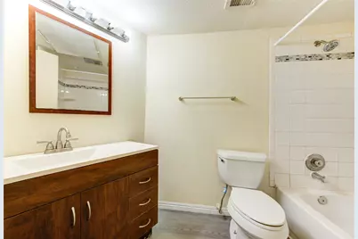 10811 Richmond Avenue #9, Houston, TX 77042 - Photo 15