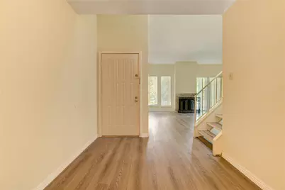 10811 Richmond Avenue #9, Houston, TX 77042 - Photo 7