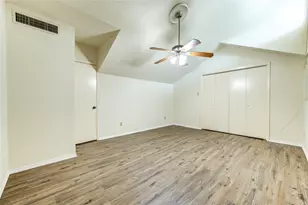 10811 Richmond Ave, Houston, TX 77042 - Photo 19