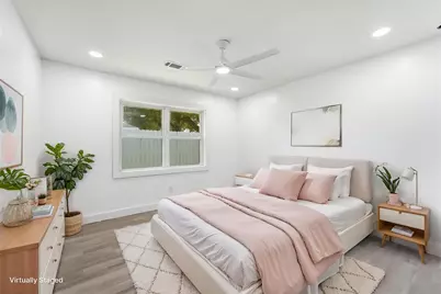 11907 Renwick Drive, Houston, TX 77035 - Photo 7