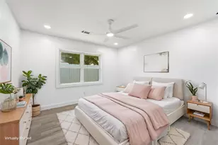 11907 Renwick Dr, Houston, TX 77035 - Photo 7