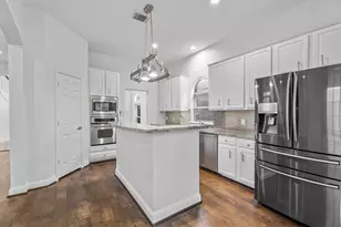 1420 Asbury St, Houston, TX 77007 - Photo 9