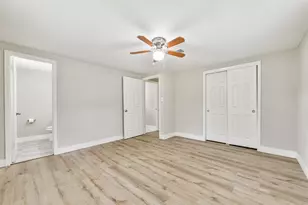 1217 Esther St, Kemah, TX 77565 - Photo 17