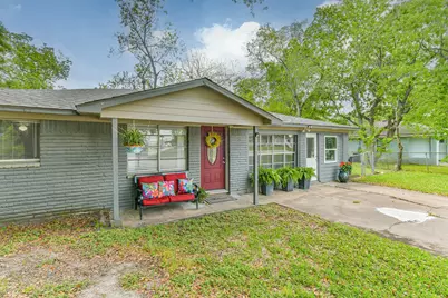 1217 Esther Street, Kemah, TX 77565 - Photo 3