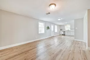 1217 Esther St, Kemah, TX 77565 - Photo 11