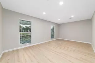 2830 Westerland Dr, Houston, TX 77063 - Photo 7