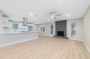 2830 Westerland Dr, Houston, TX 77063 - Photo 13