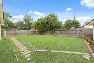 2830 Westerland Dr, Houston, TX 77063 - Photo 35