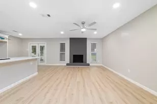 2830 Westerland Dr, Houston, TX 77063 - Photo 11